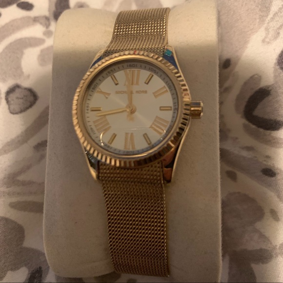 Michael Kors watch - Picture 3 of 5